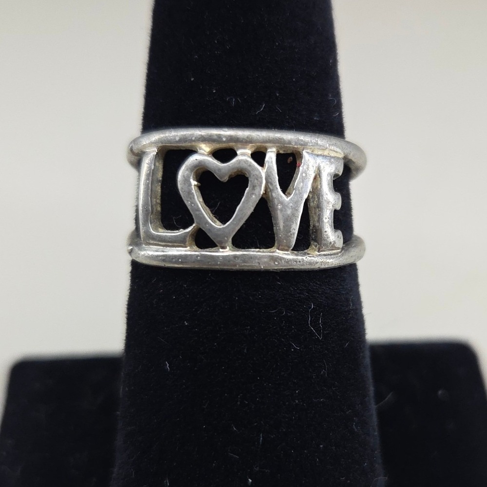 Silver Tone LOVE Heart Cutout Double Band Ring Size 7.5 Statement Jewelry